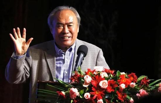 女人发疯的同情男大叔