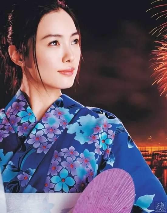 嗮女