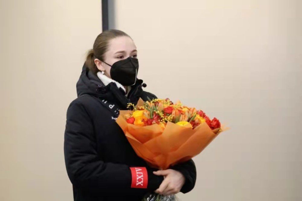 美女考逼视频