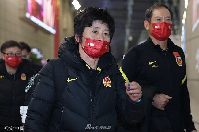 与三个老外三p销魂经历